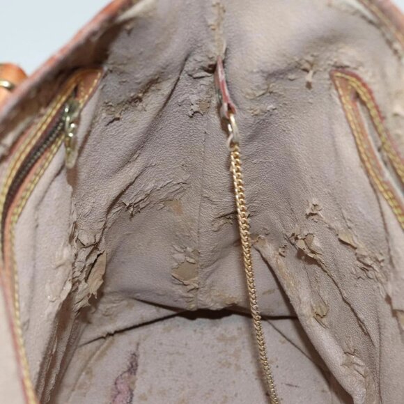 LOUIS VUITTON Monogram Bucket GM Shoulder Bag - Picture 10 of 16